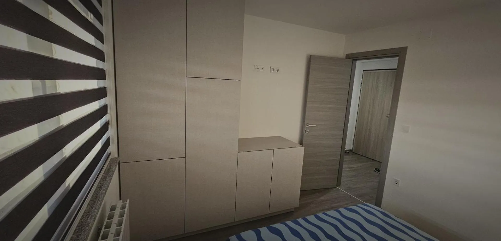 Mars E-4 Apartment Pula